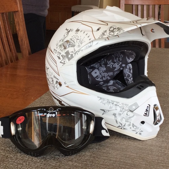 Scorpion EXO Other - Scorpion EXO Helmet VX-17 Air
